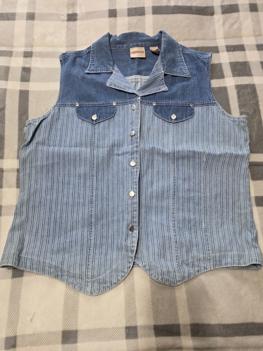 Casual Two-Tone Light Blue Denim Vest